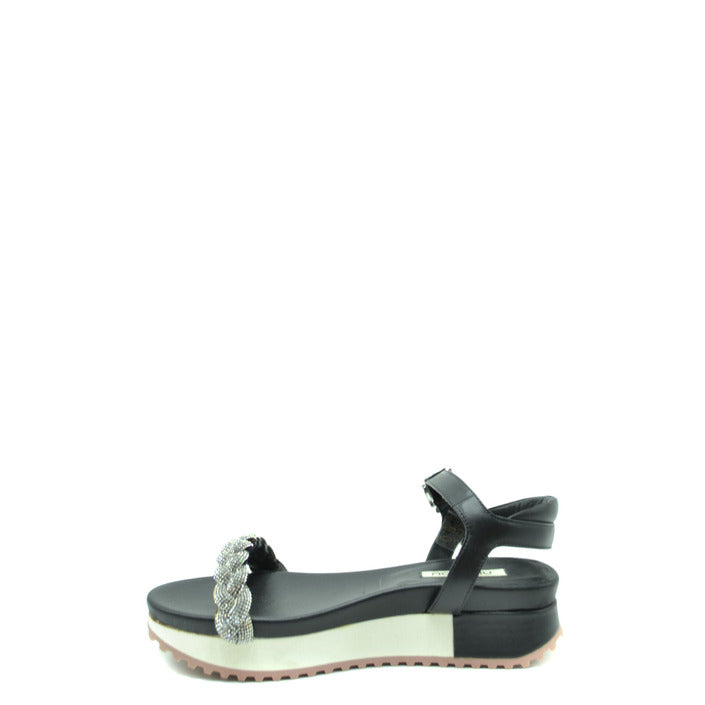 Ninalilou Women Sandals