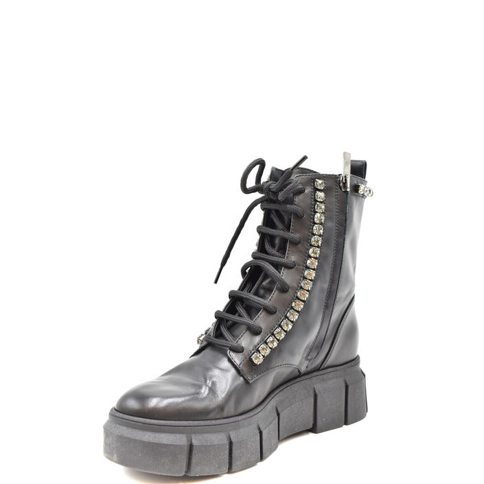 Ninalilou Women Boots