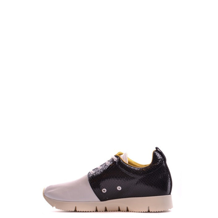 Leather Crown Women Sneakers