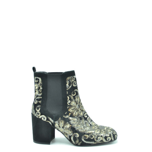 Stuart Weitzman Women Boots