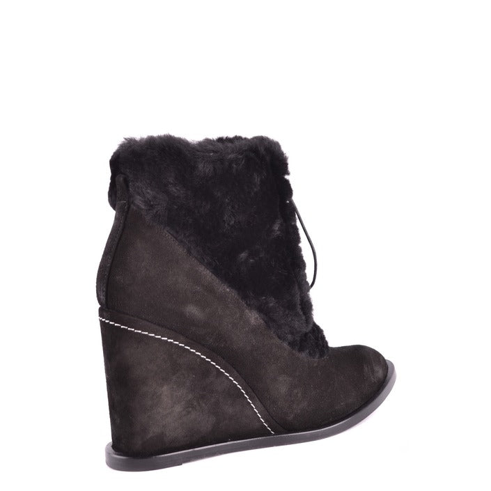 Paloma Barcelo Women Boots