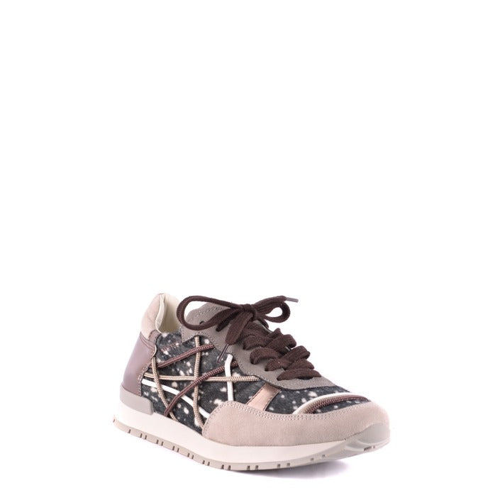 L4k3 Women Sneakers