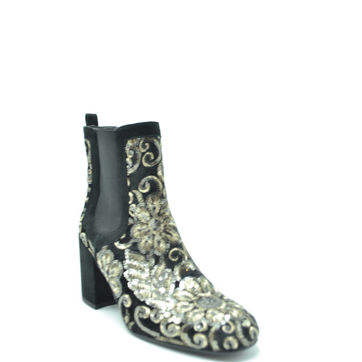 Stuart Weitzman Women Boots