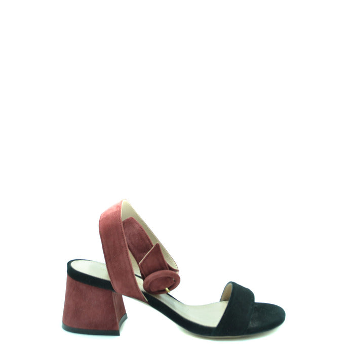 Stuart Weitzman Women Sandals