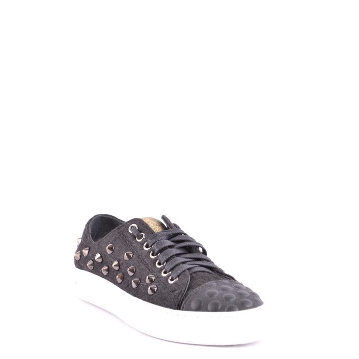 Studswar Women Sneakers