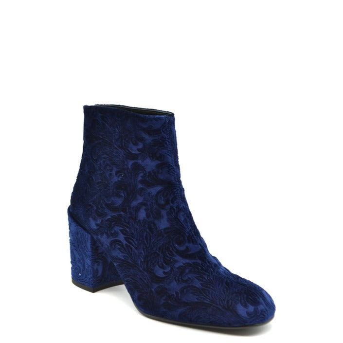 Stuart Weitzman Women Boots