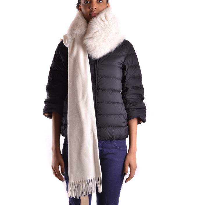 Burberry  Women Scarve