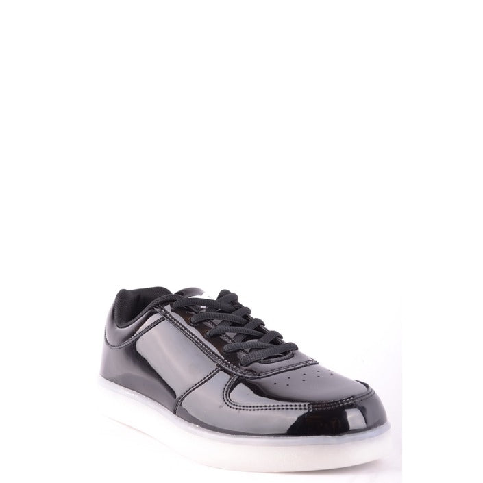 Wize E Ope Men Sneakers